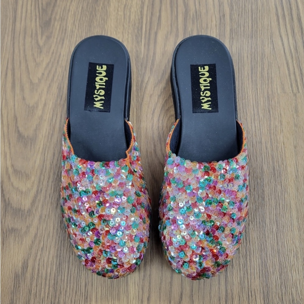 Mystique Boutique Slip On Sandals Style in Multi Color Size-10 NWT